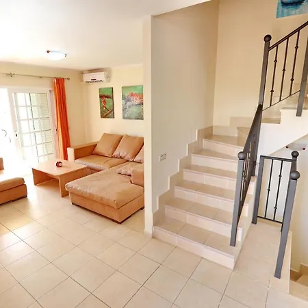 Large Villa With Pool In Madronal De Fanabe *