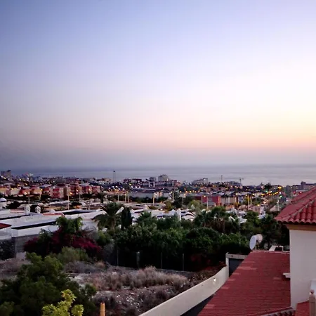 Large Villa With Pool In Madronal De Fanabe * 阿德耶