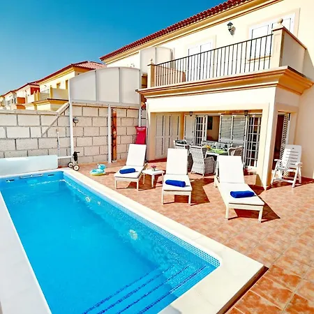 Large Villa With Pool In Madronal De Fanabe 别墅 *