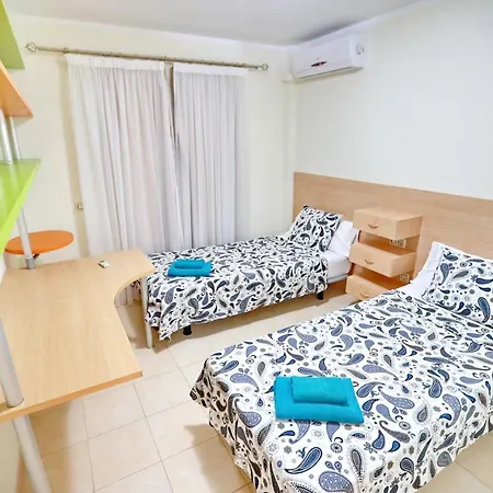 Large Villa With Pool In Madronal De Fanabe * 阿德耶