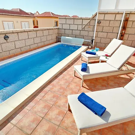 Large Villa With Pool In Madronal De Fanabe 阿德耶